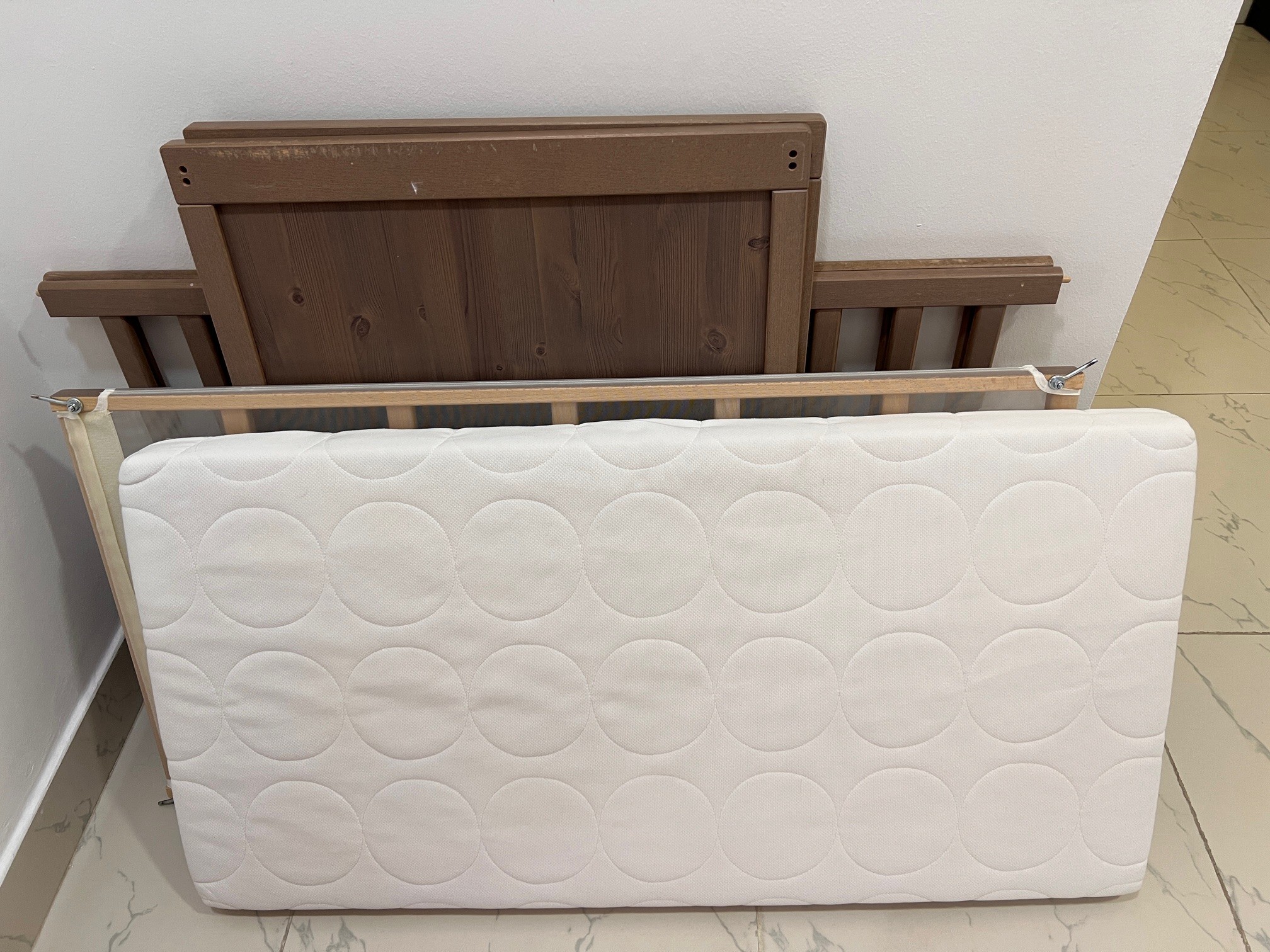 Ikea SUNDVIK Crib with SKÖNAST Foam mattress - Image 8