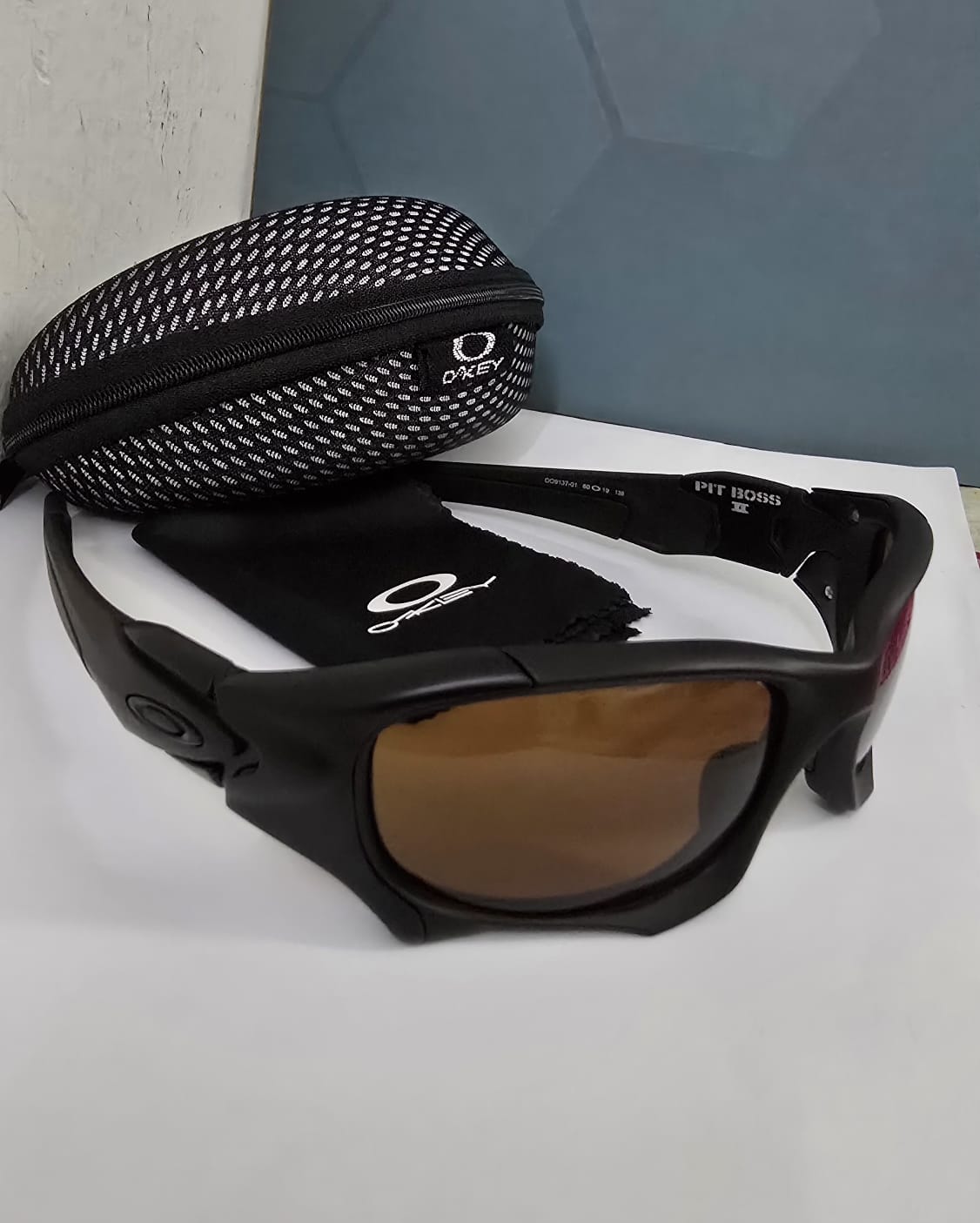 OAKLEY Driving & Sports Glasses - Image 5