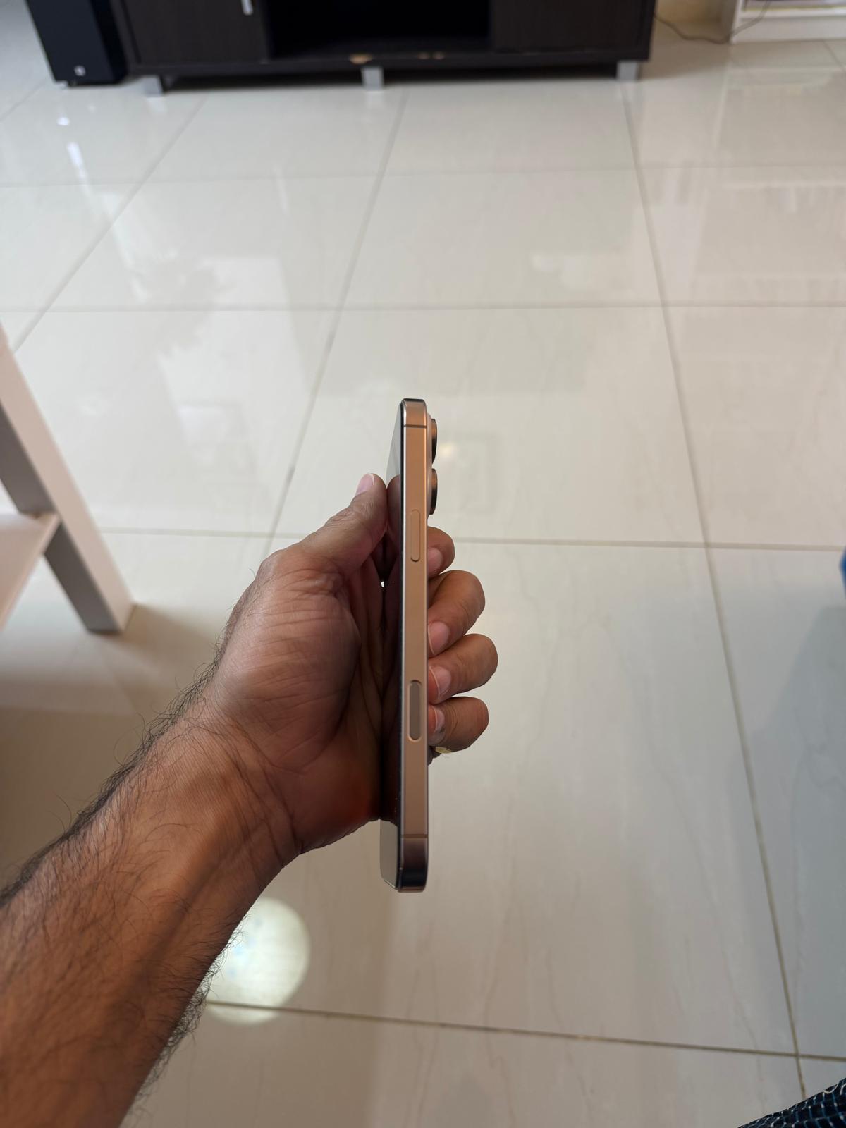 IPHONE 16 Pro Max 256 -  93% - Fresh Look and  Negotiable  - Image 7