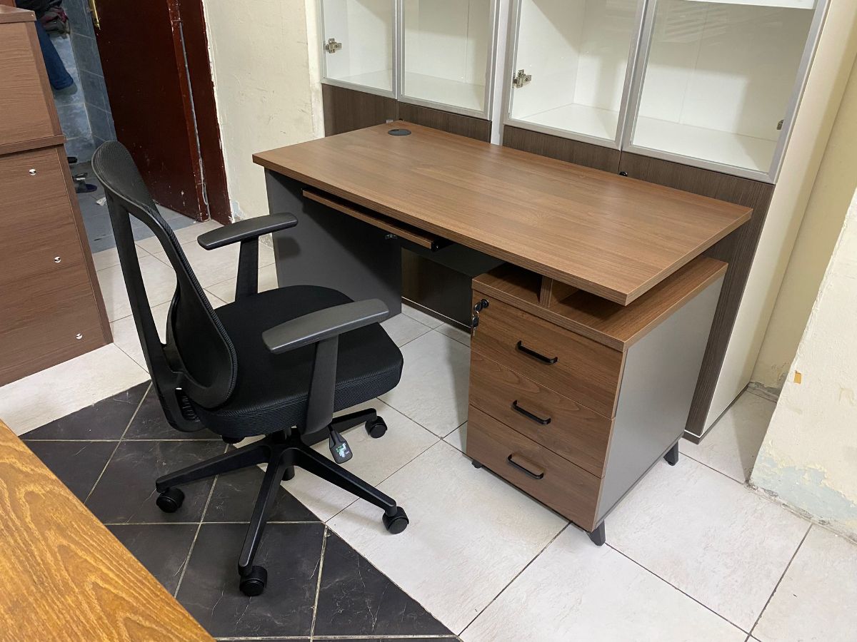 Used office furniture buy sell in Qatar 55157083 - Image 14