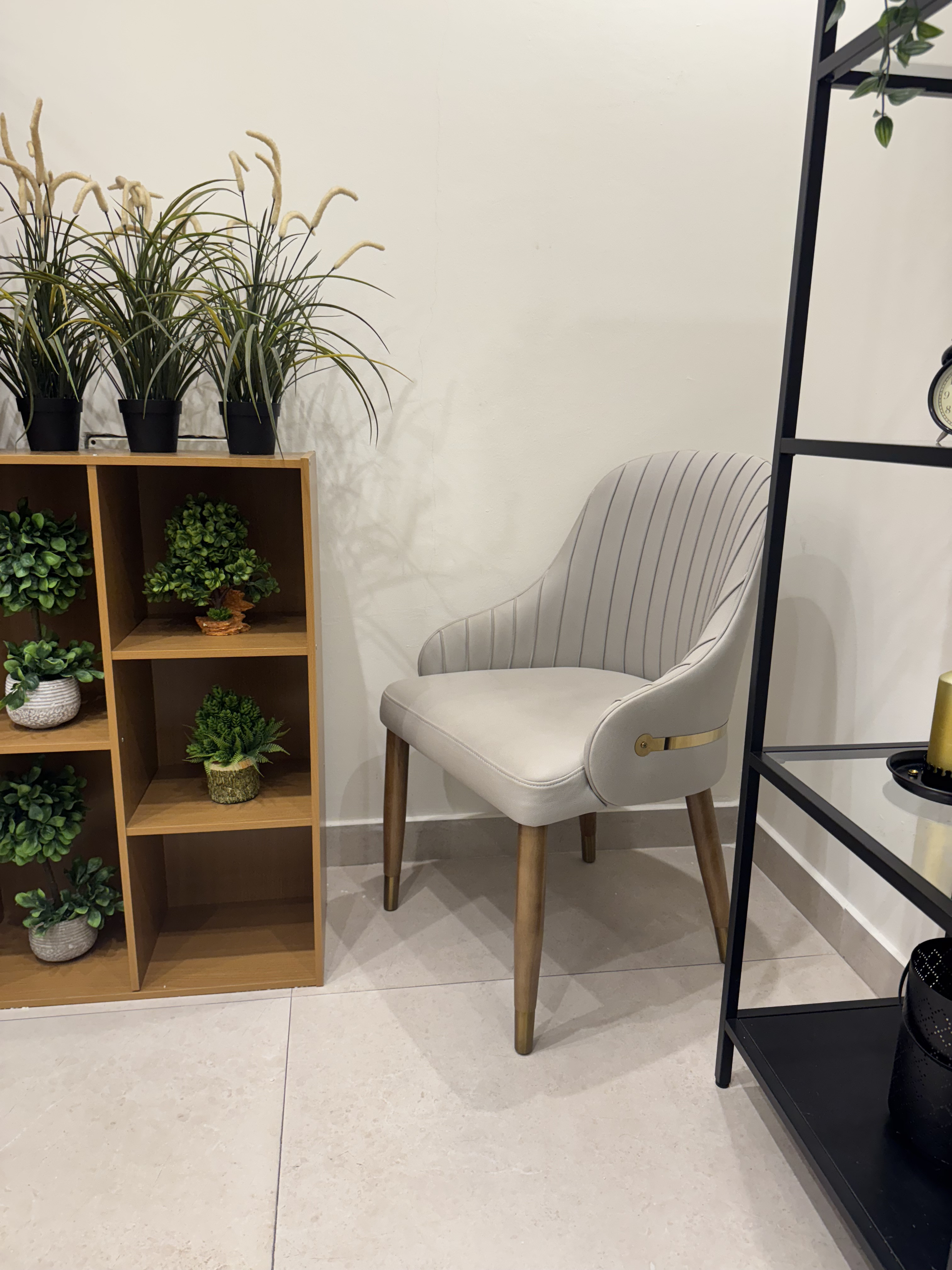 Chairs / new/ high Quality  - Image 6