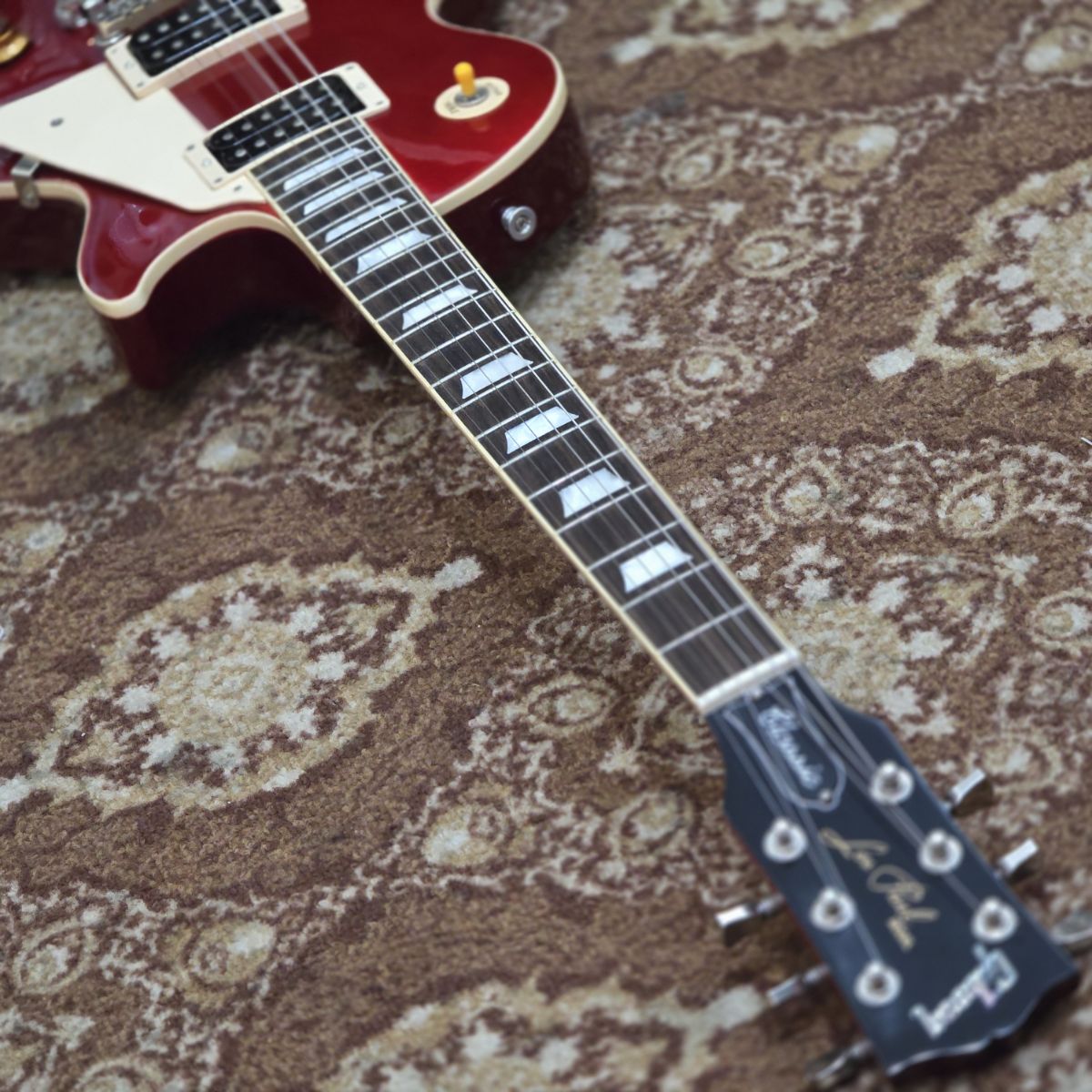 Gibson Les Paul Classic 2022 - Image 2