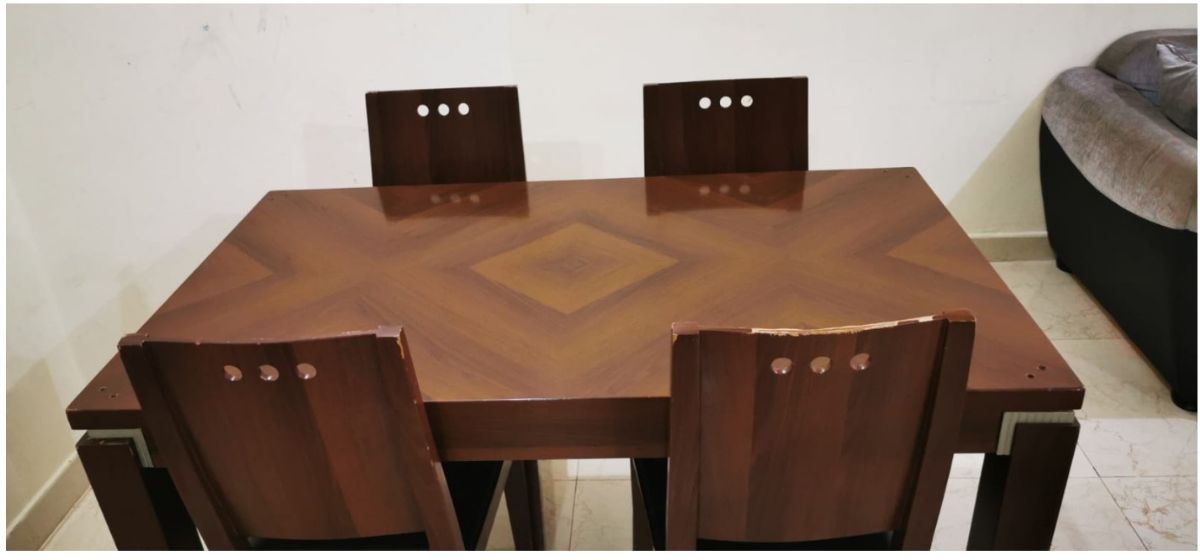 Dining table - Image 2