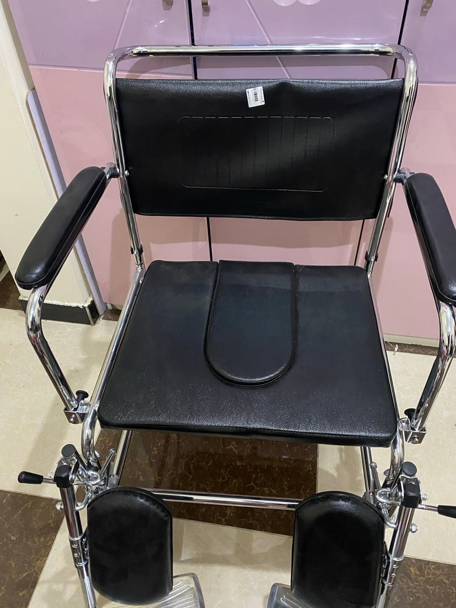 Wheel Chair for Sale - Image 2
