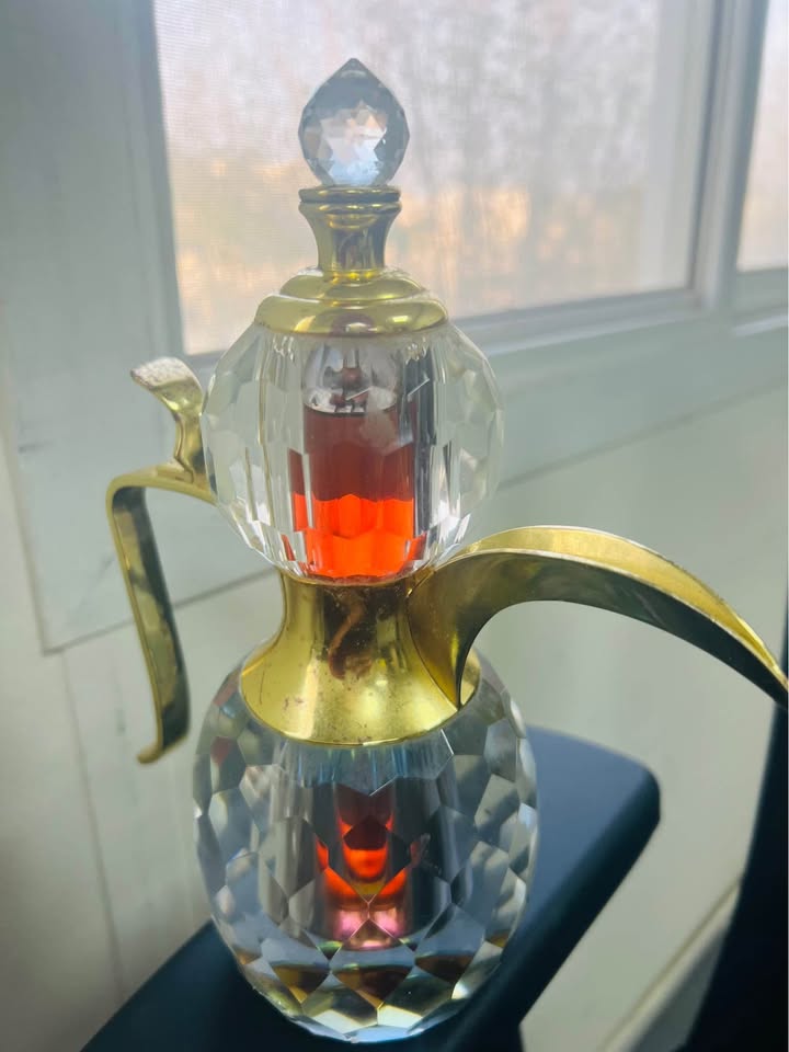 Big Crystal Kettle Attar دلة کریستال مع عطر - Image 3