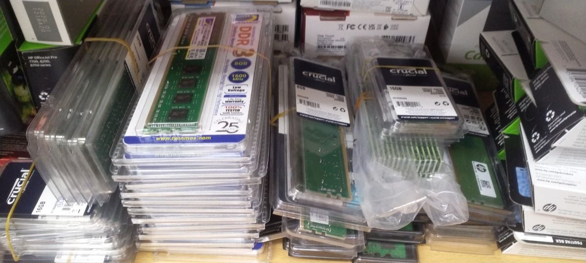 Desktop And Laptop All Ram Available - Image 1
