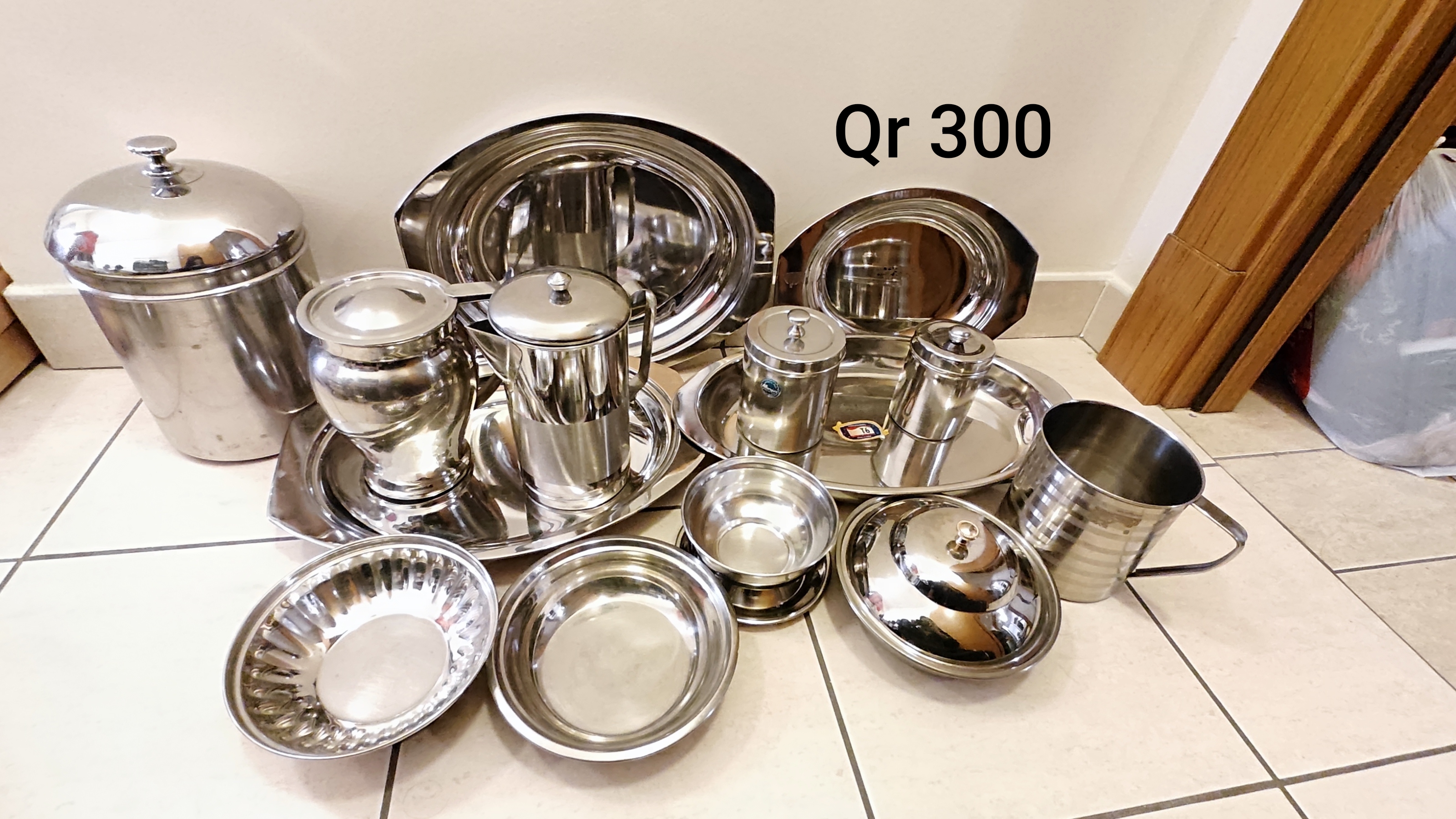 Kitchen items  - Image 39