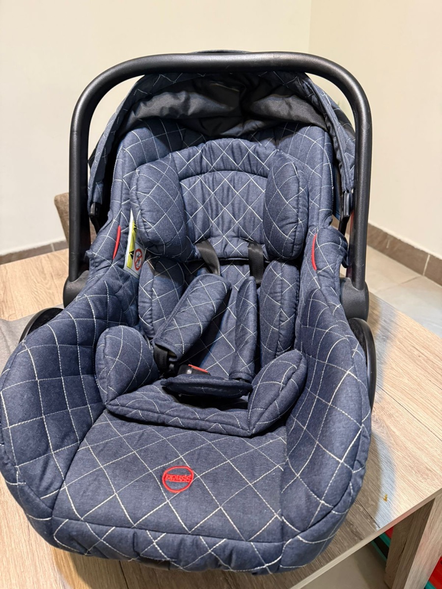 Indant carrier or car seat - Image 3
