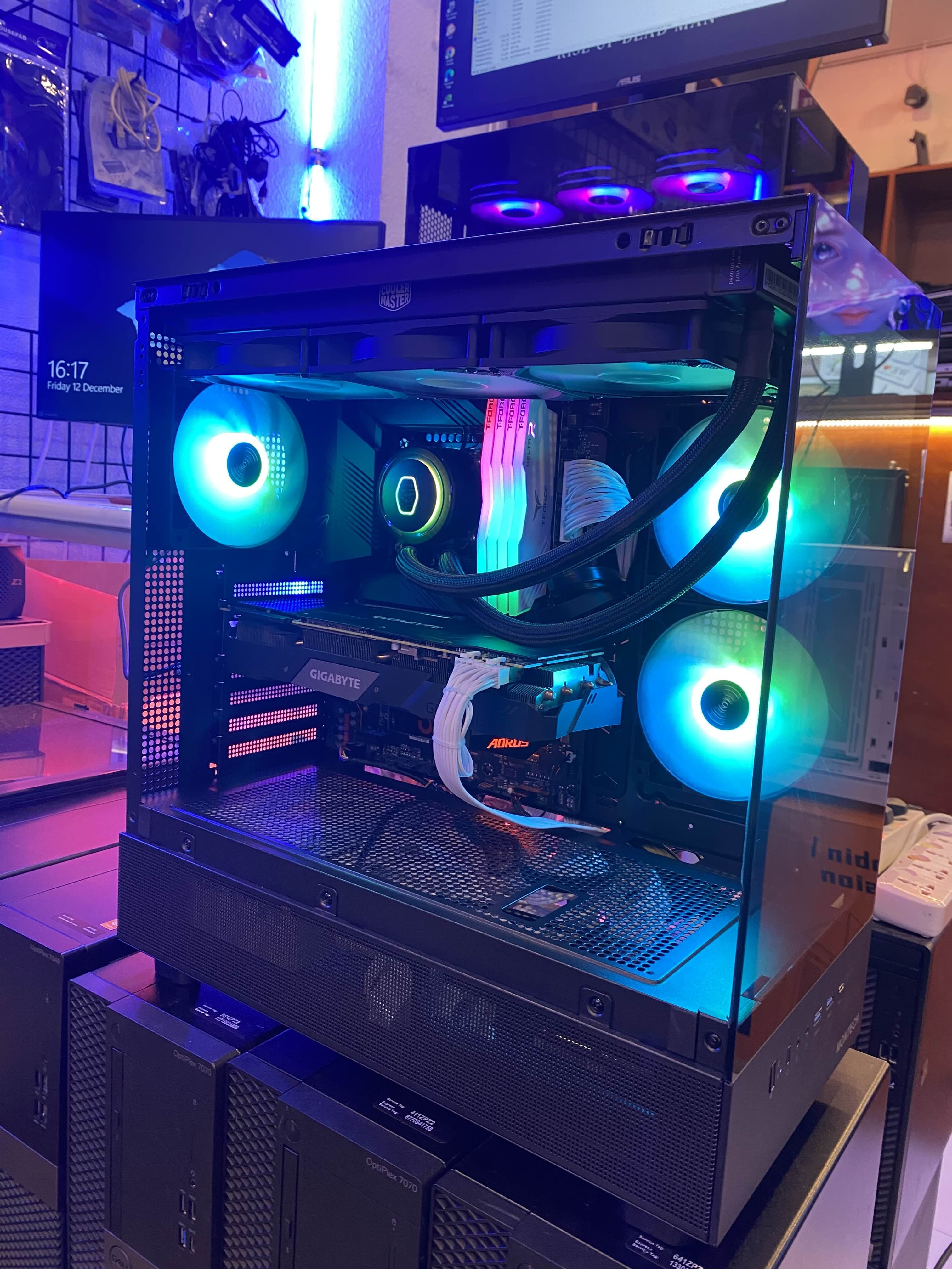 Gaming PC RTX 2070 Super | i5-10500 | 64GB RAM | Z590 Aorus AX | 850W Gold - Image 1