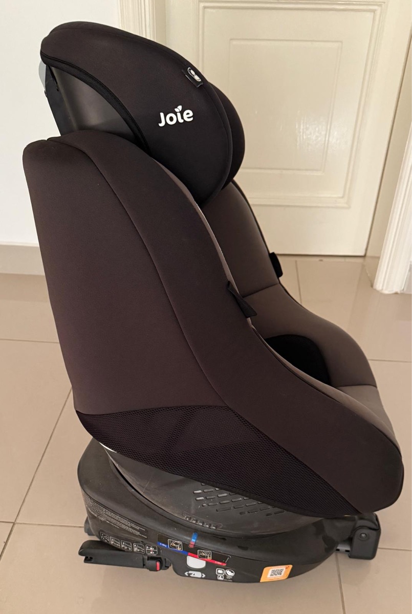 JOIE maxi cosí with 360 spin, As good as new! - Image 2