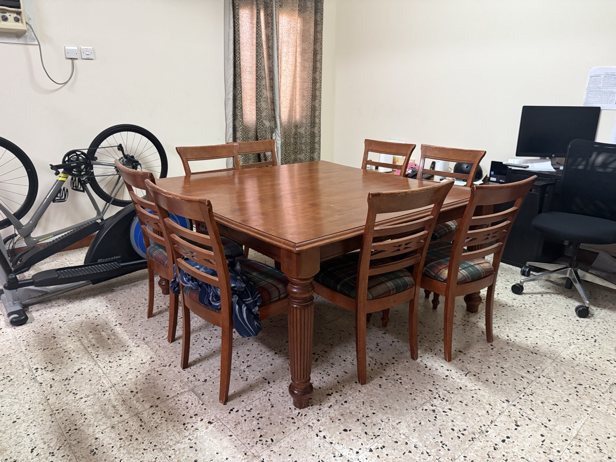 Dining table with 8 chairs for sale - Image 4