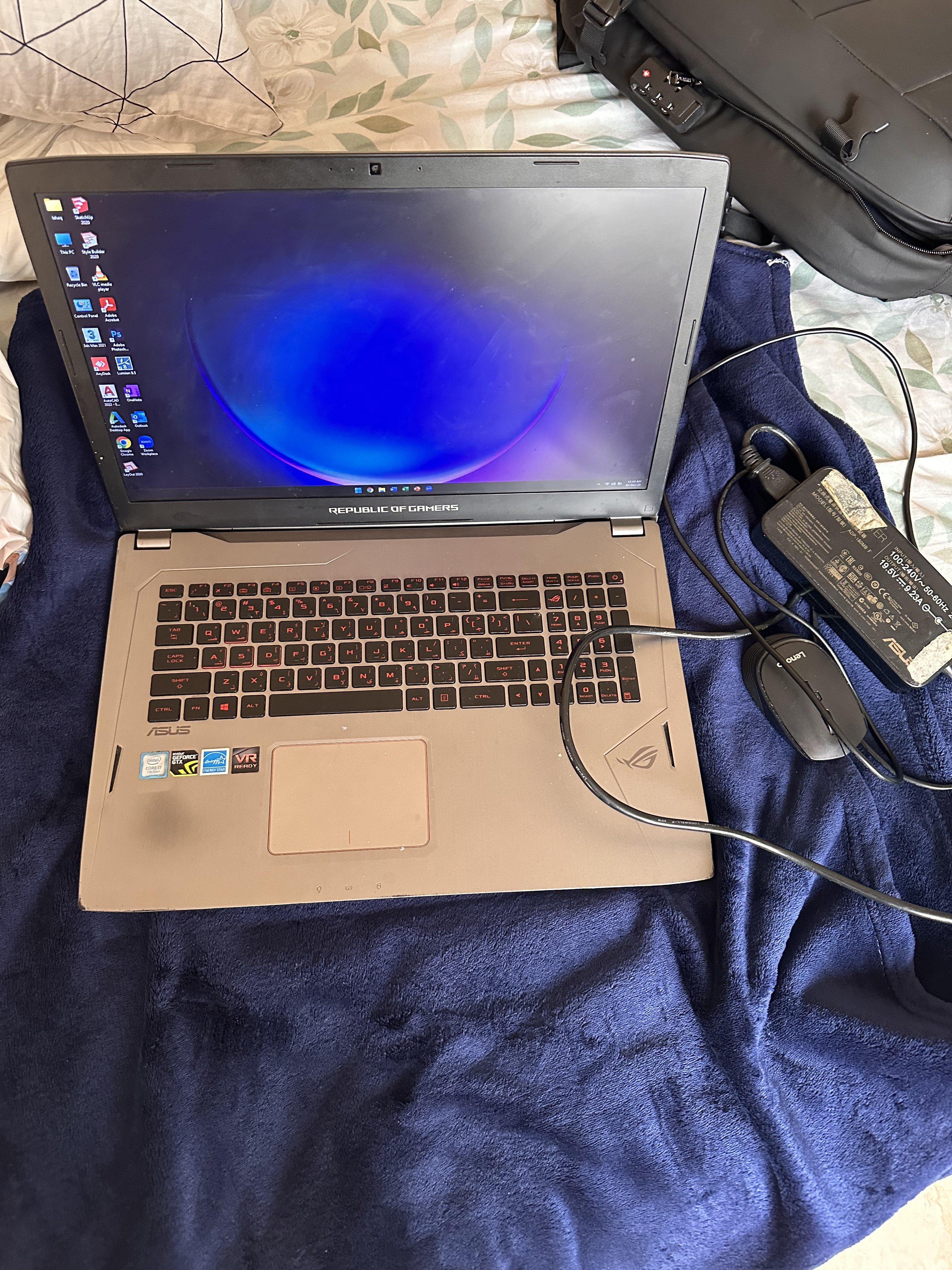 Good condition heavy duty Asus laptop for sale - workstation  - Image 5