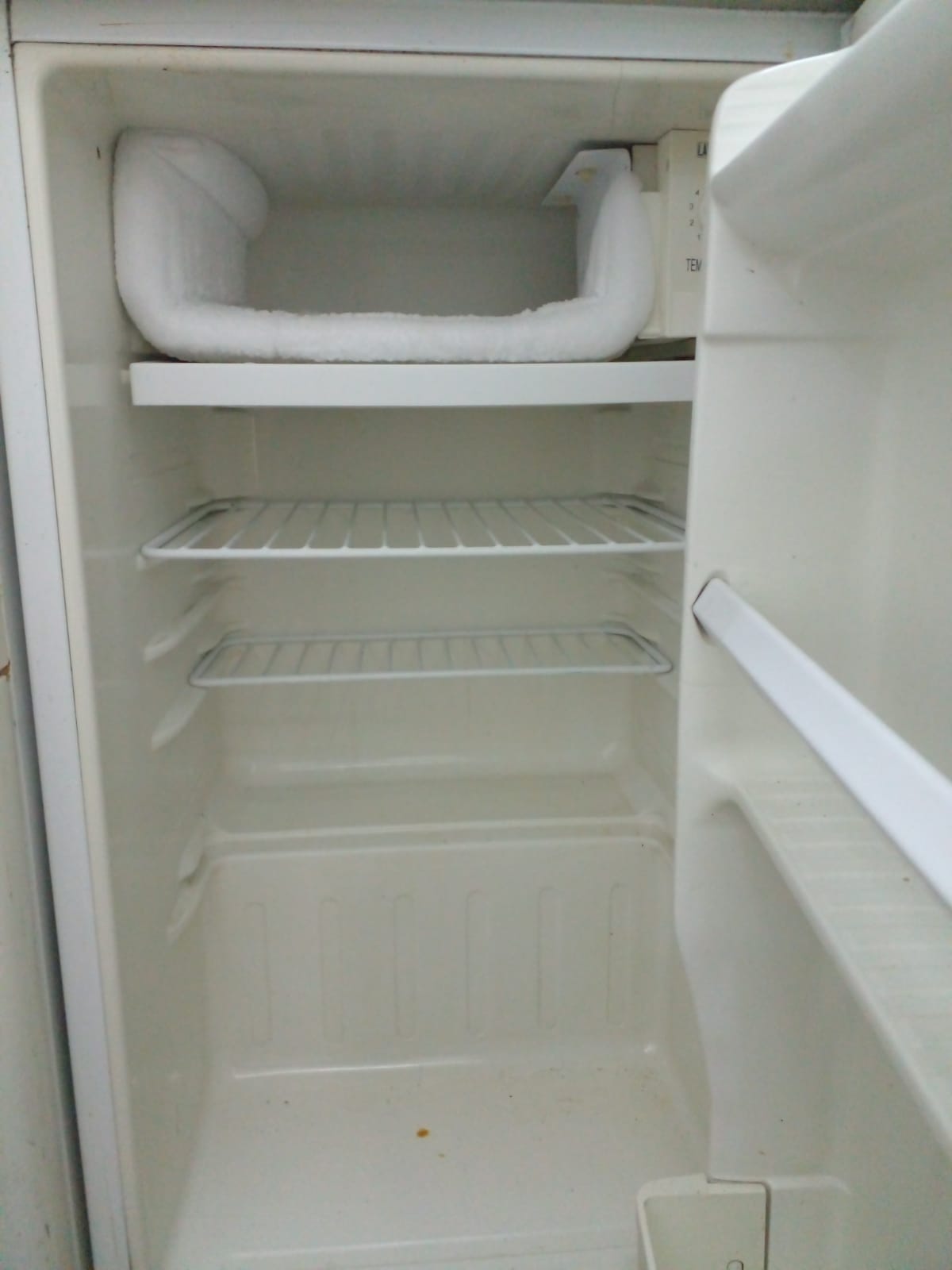 Used LG GR-131SF Refrigerator – Perfect Condition | Fully Working - Image 2