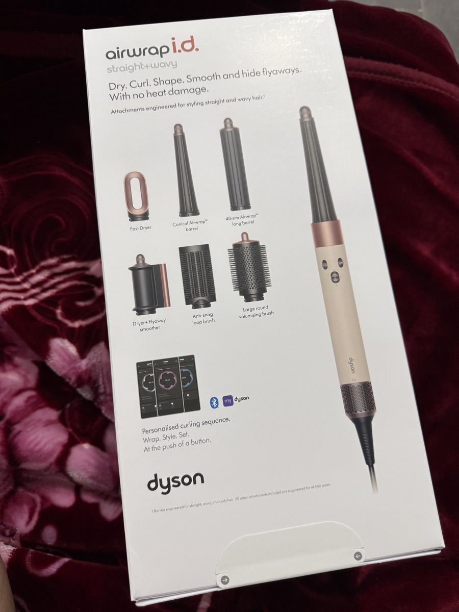 Dyson Airwrap i.d.â„¢ multi-styler and dryer - Straight+Wavy (Ceramic pink/Rose gold) - Image 2