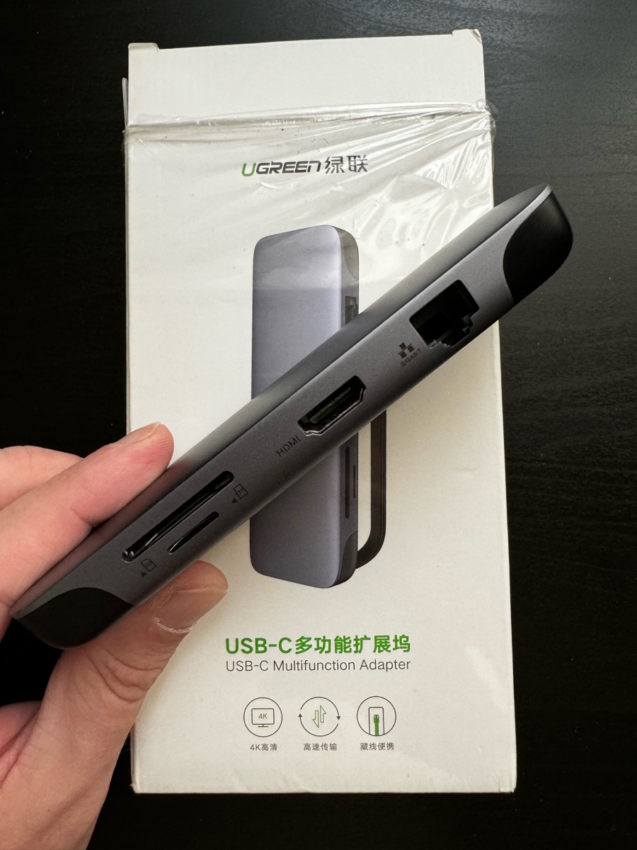 UGreen USB C Hub, 4k, Charge through - Image 1