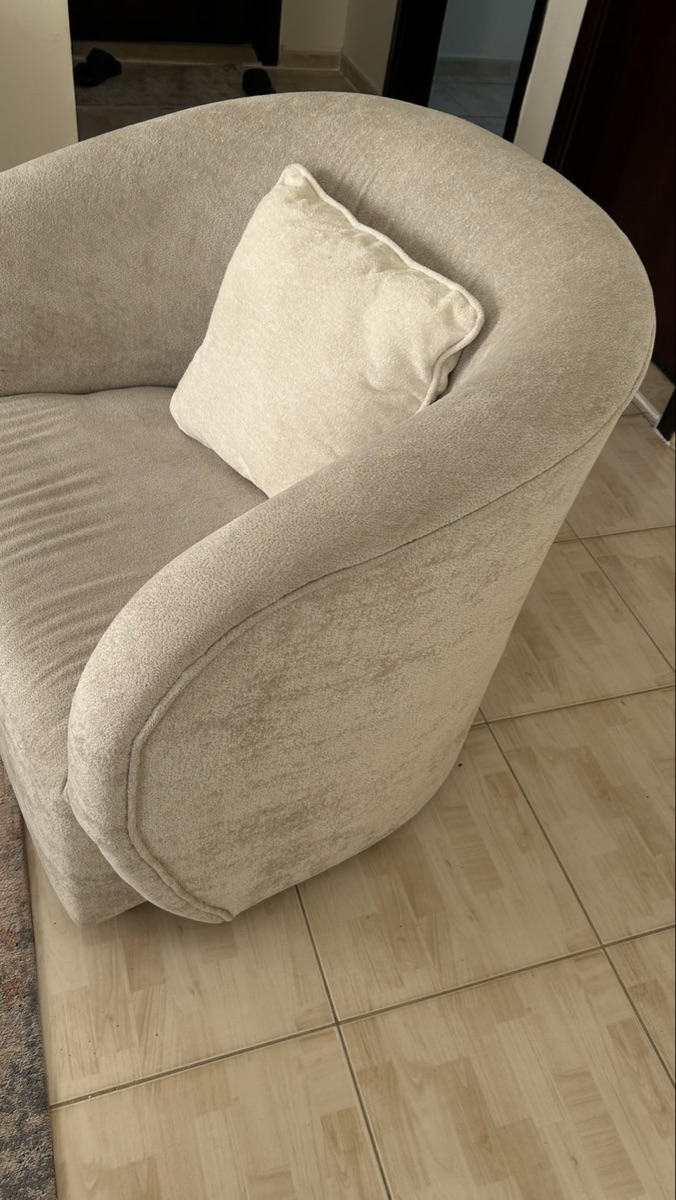 Beige 7 seater sofa and brown 5 seater sofa - Image 6