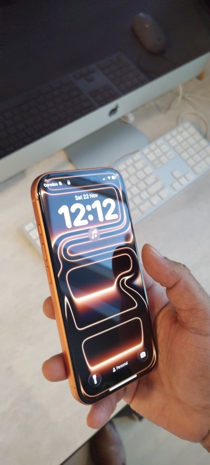 Apple i phone 17 pro (256 gb)  - Image 3