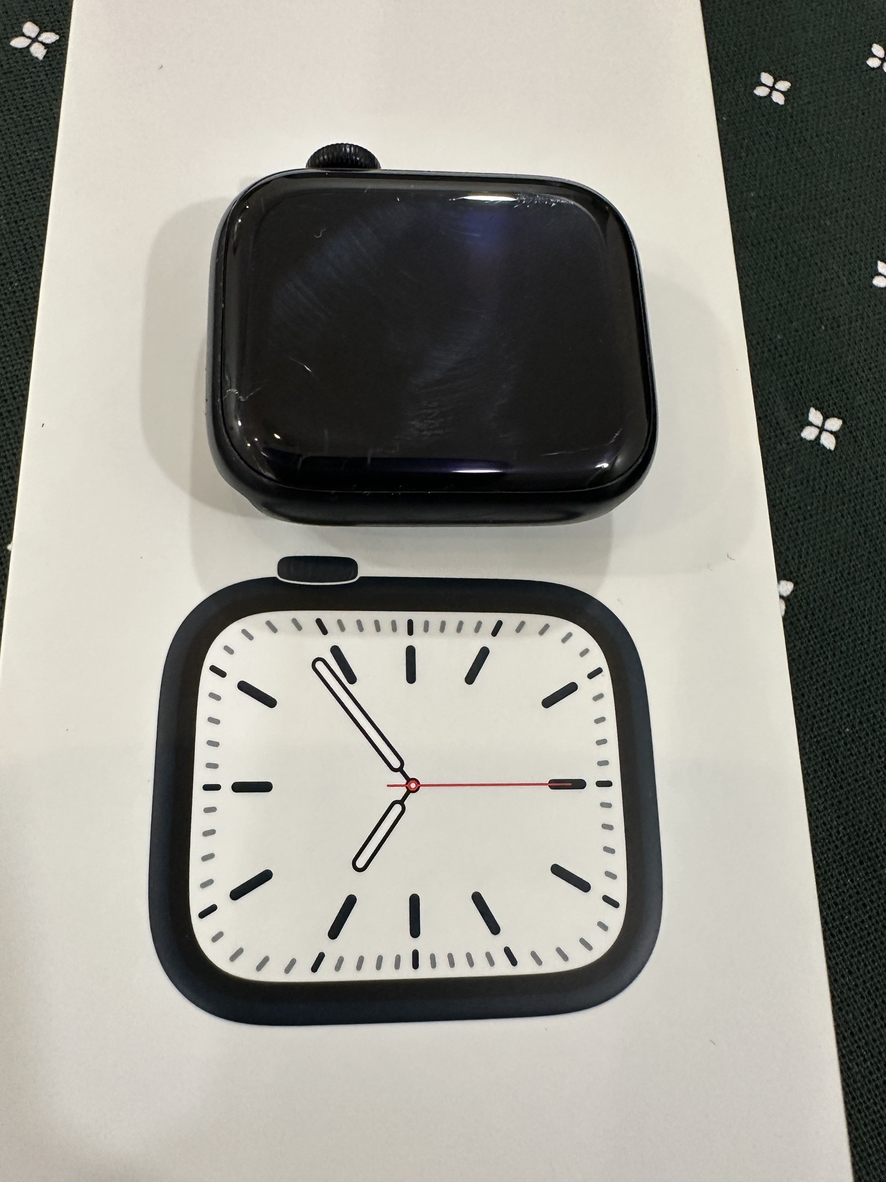 Apple Watch Series 7 41mm midnight sport band GPS - Image 2