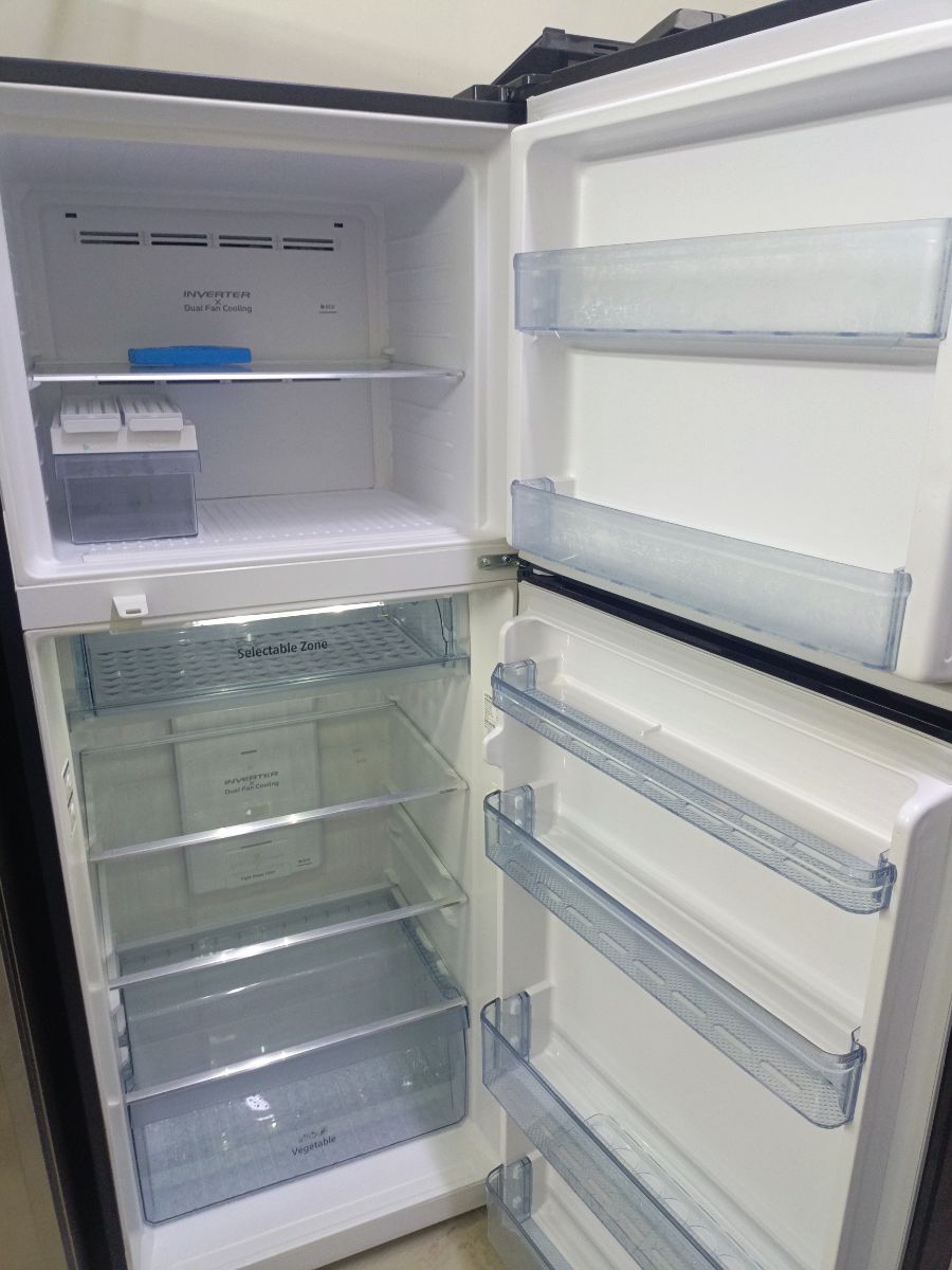 Hitachi refrigerator - Image 2