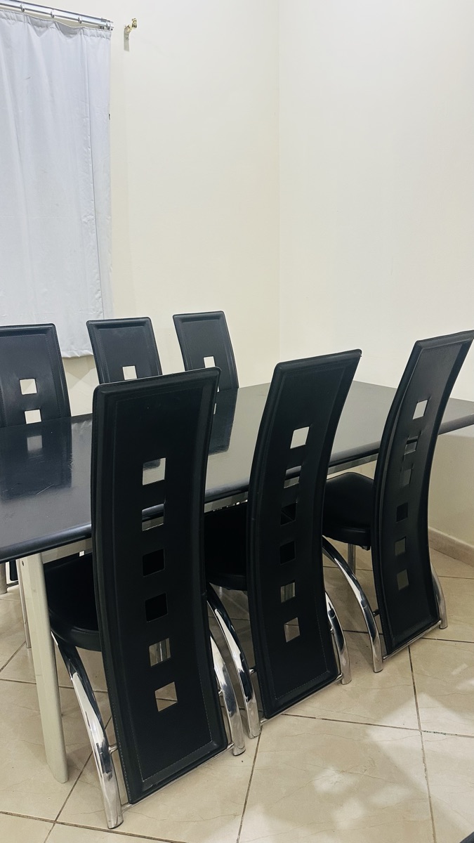 Dining Table with 6 chairs for urgent moving out sale - Image 2