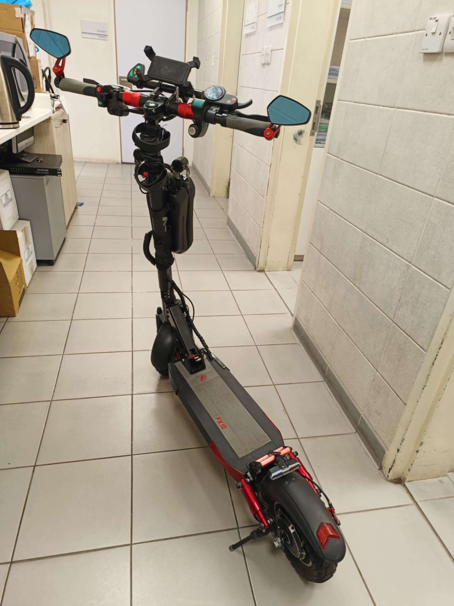 FX10 - Electric Scooter - Image 3