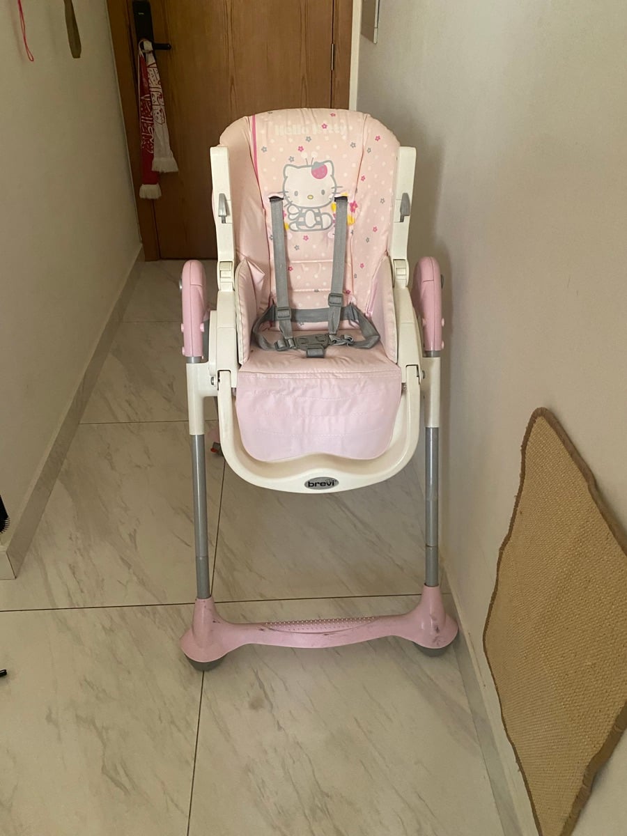 Hello Kitty High Chair for girl - Image 3