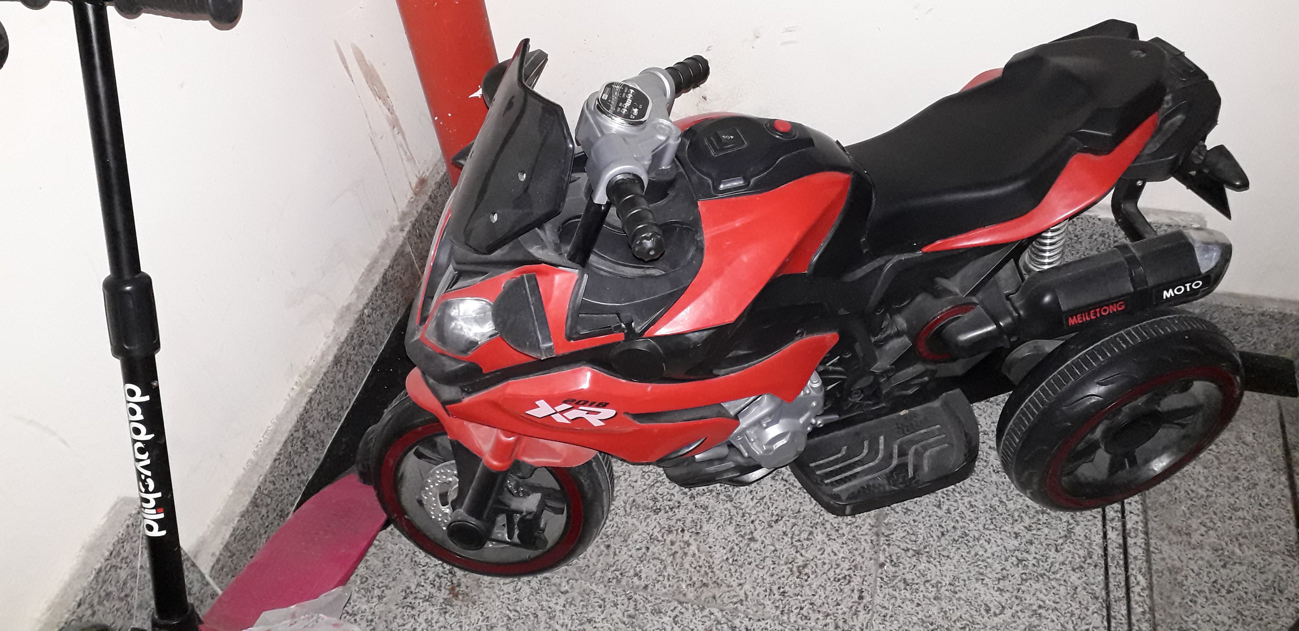 Kids bike - Image 1