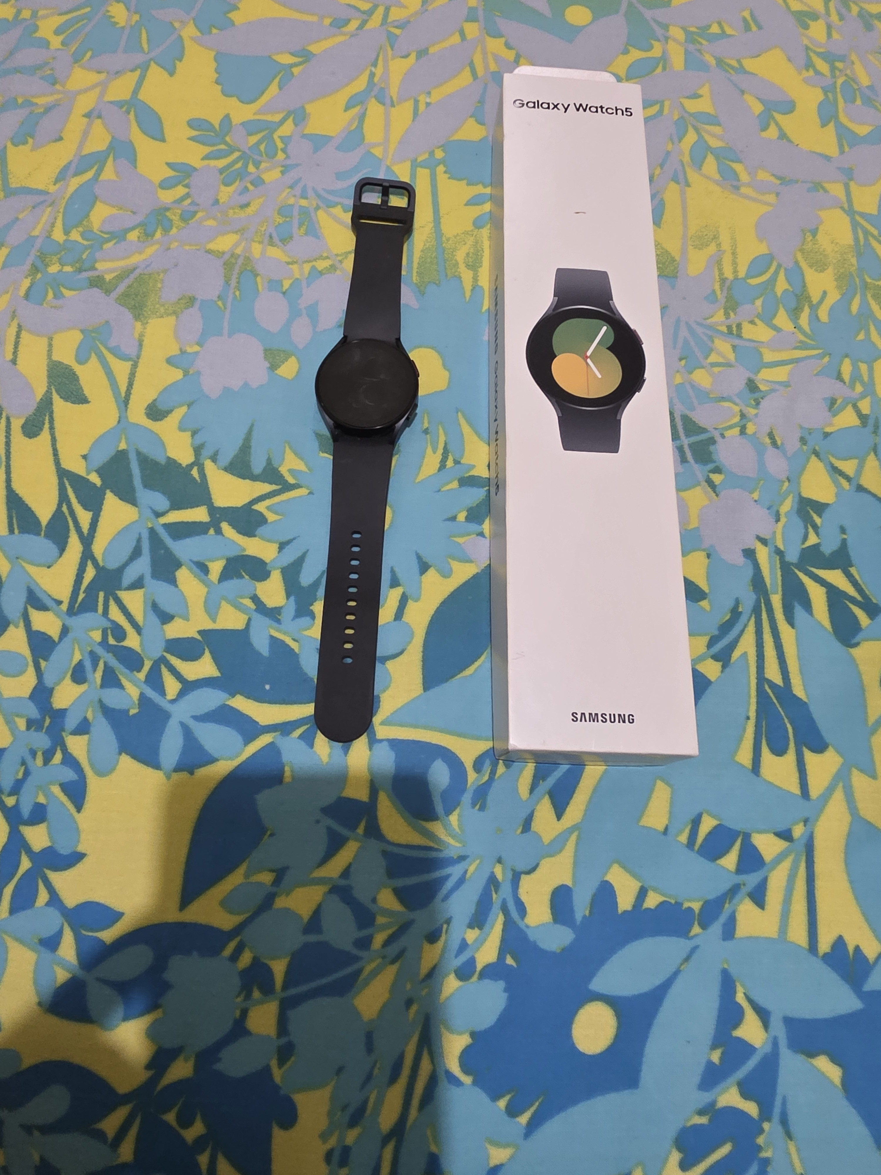 Samsung s22 with samsung s5 watch - Image 4