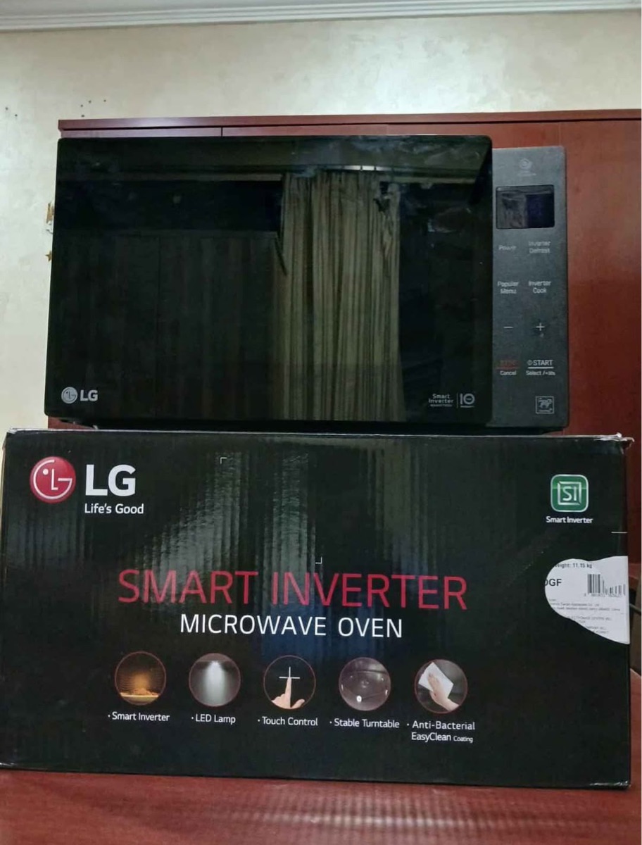 Qatar Airways furniture available - Image 15