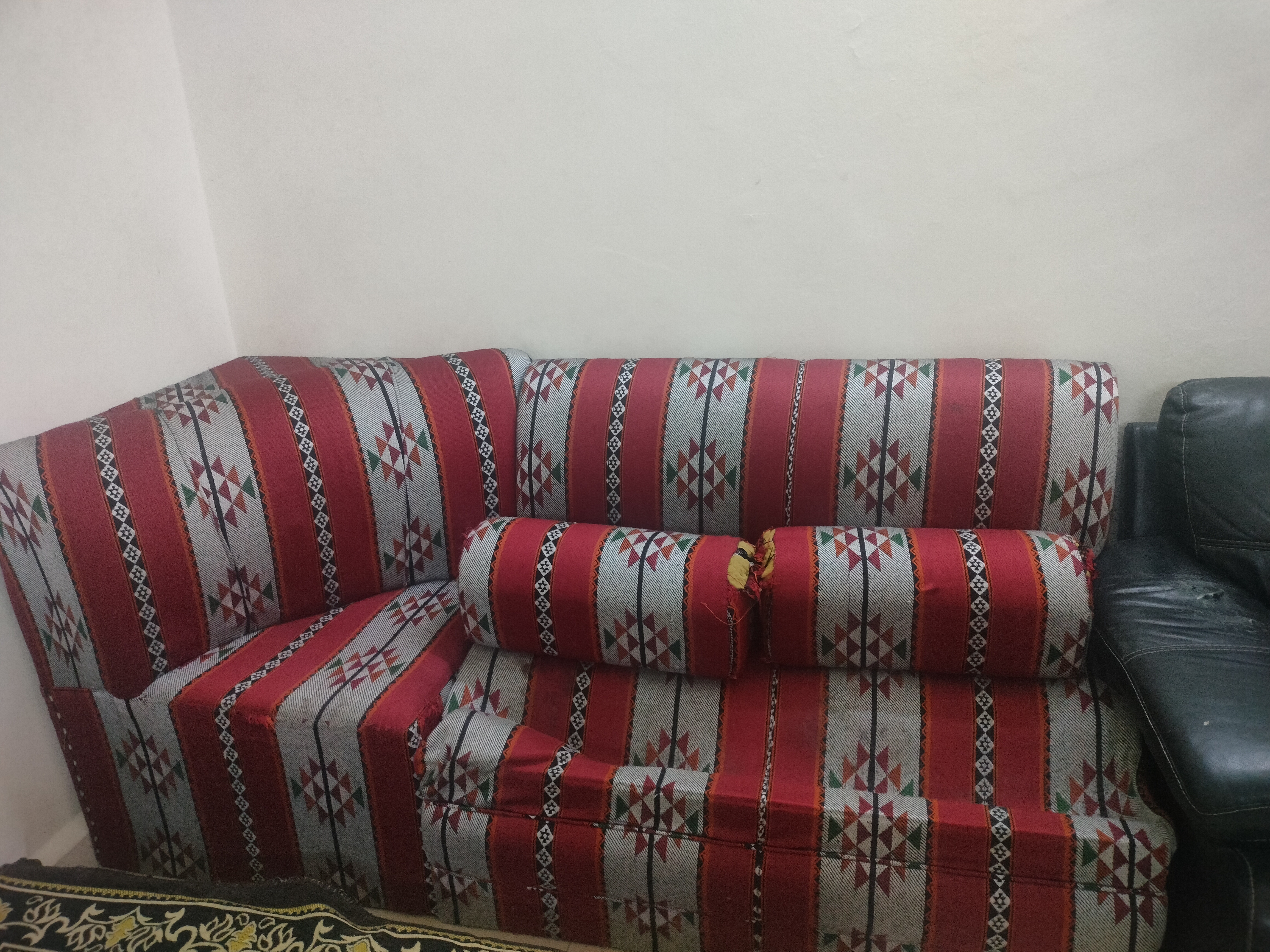 Giving out for free 2 Sofas & Study table - Image 2