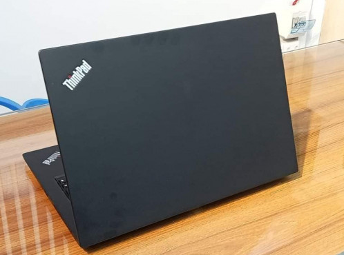 Lenovo Thinkpad 15" S5 Core i7,8GB Ram,256GB SSD , 2GB Dedicated Graphics 7th Gen - Image 2