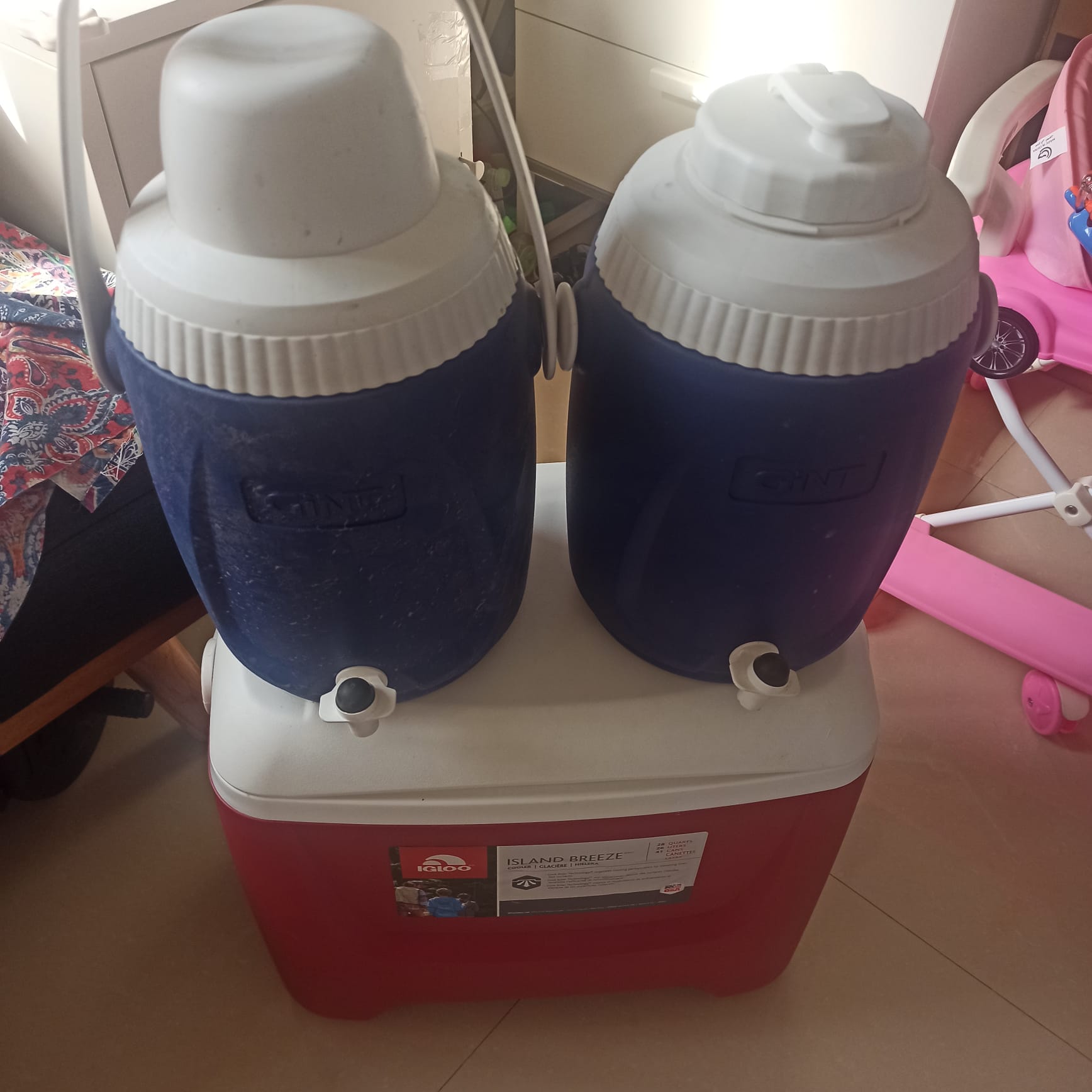 Cooler Box with 2 Small cooler Dispenser all 125 QR  - Image 2