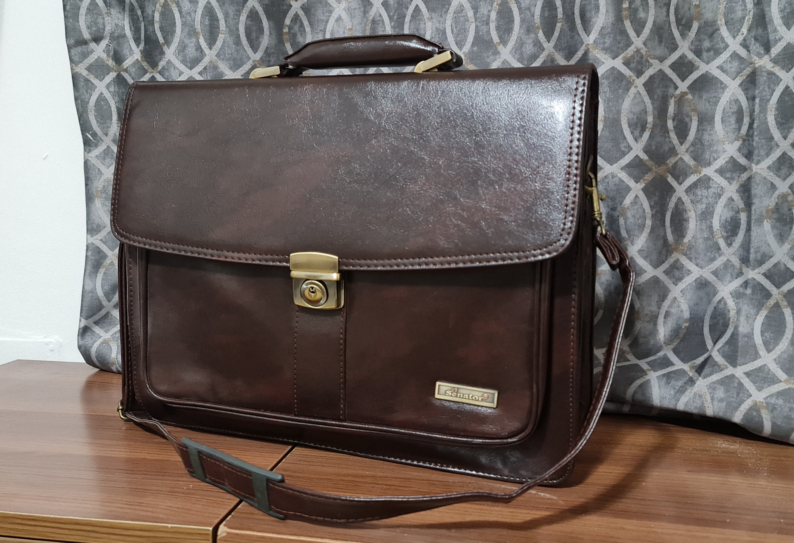 Sling Laptop bag - Image 3