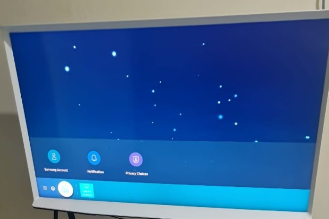 Samsung The Serif 55inch 4K Ultra HD Smart QLED TV - Image 2