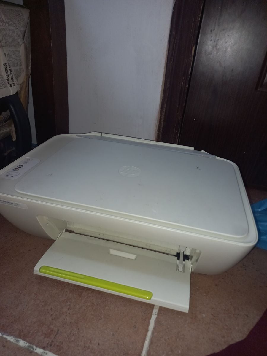 Desktop monitors and printer machine for sale - Image 3