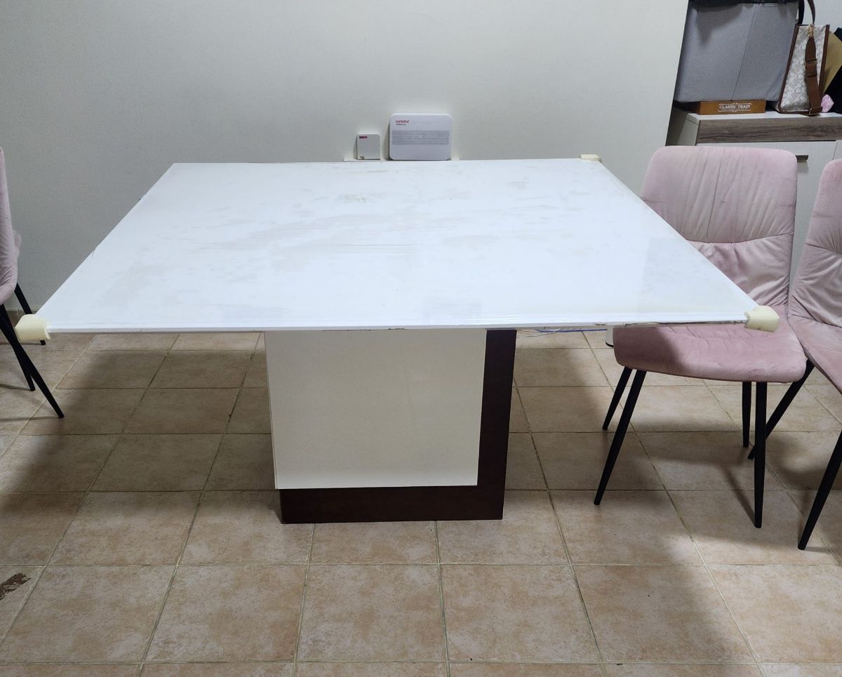White square dining table and 6 chairs - Image 4