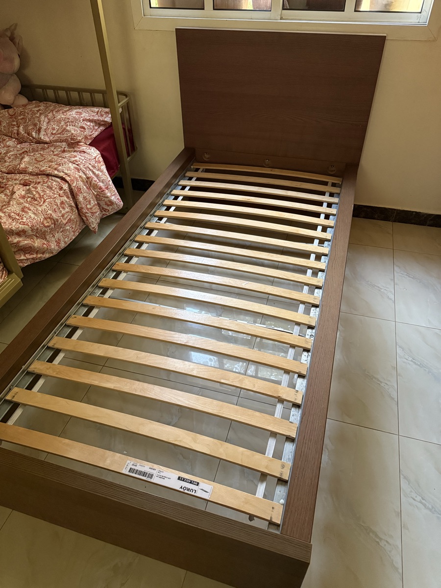 Adult single cot - Image 3