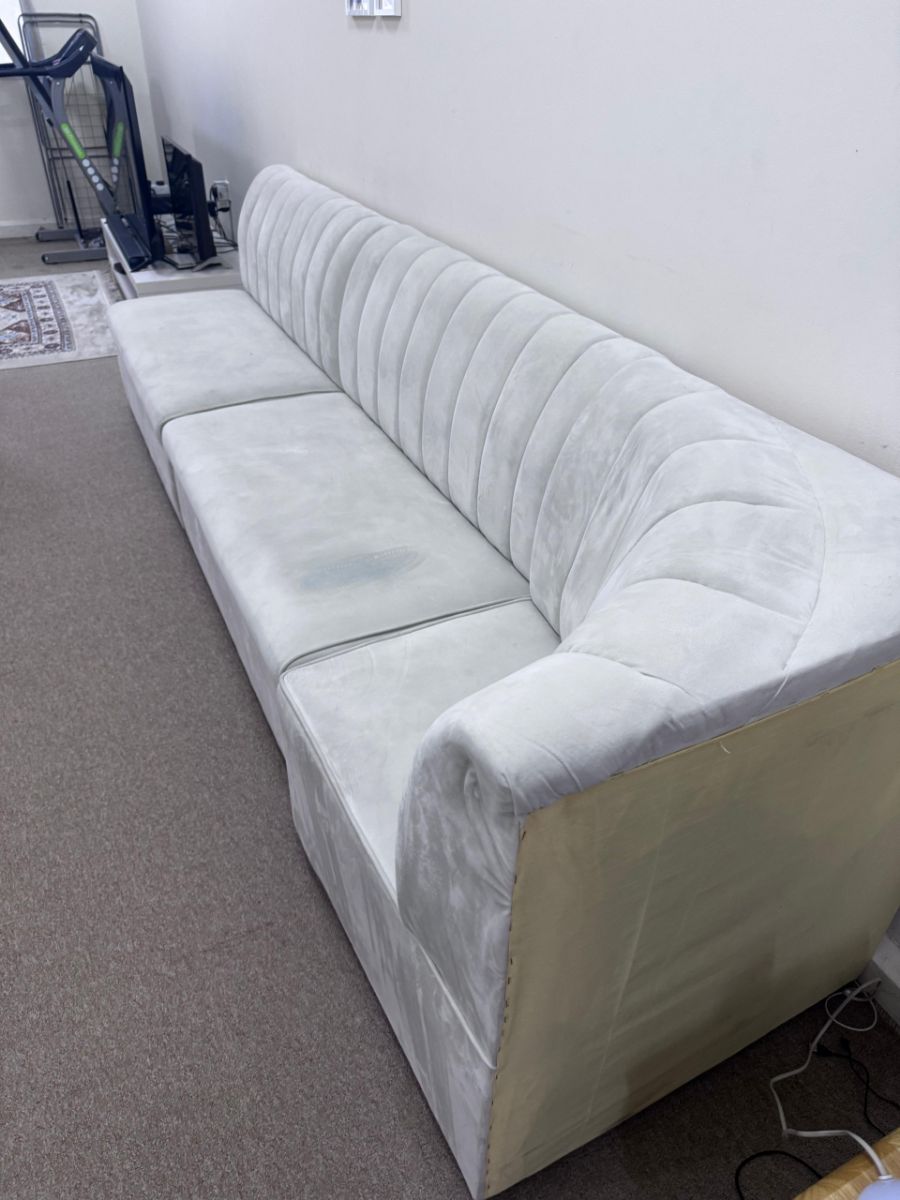 12 seater sofa with table - Image 4