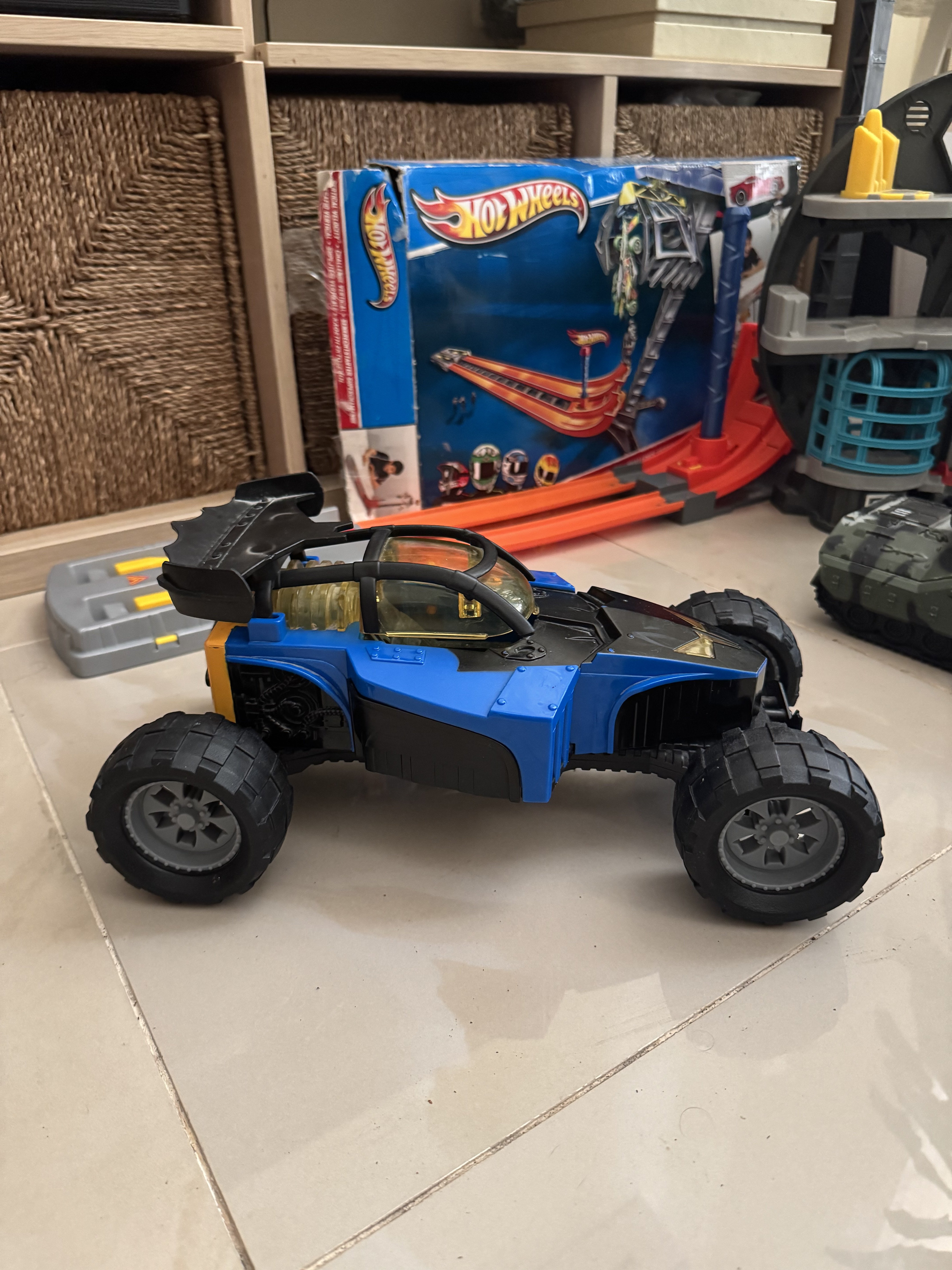 Batman car - Image 1