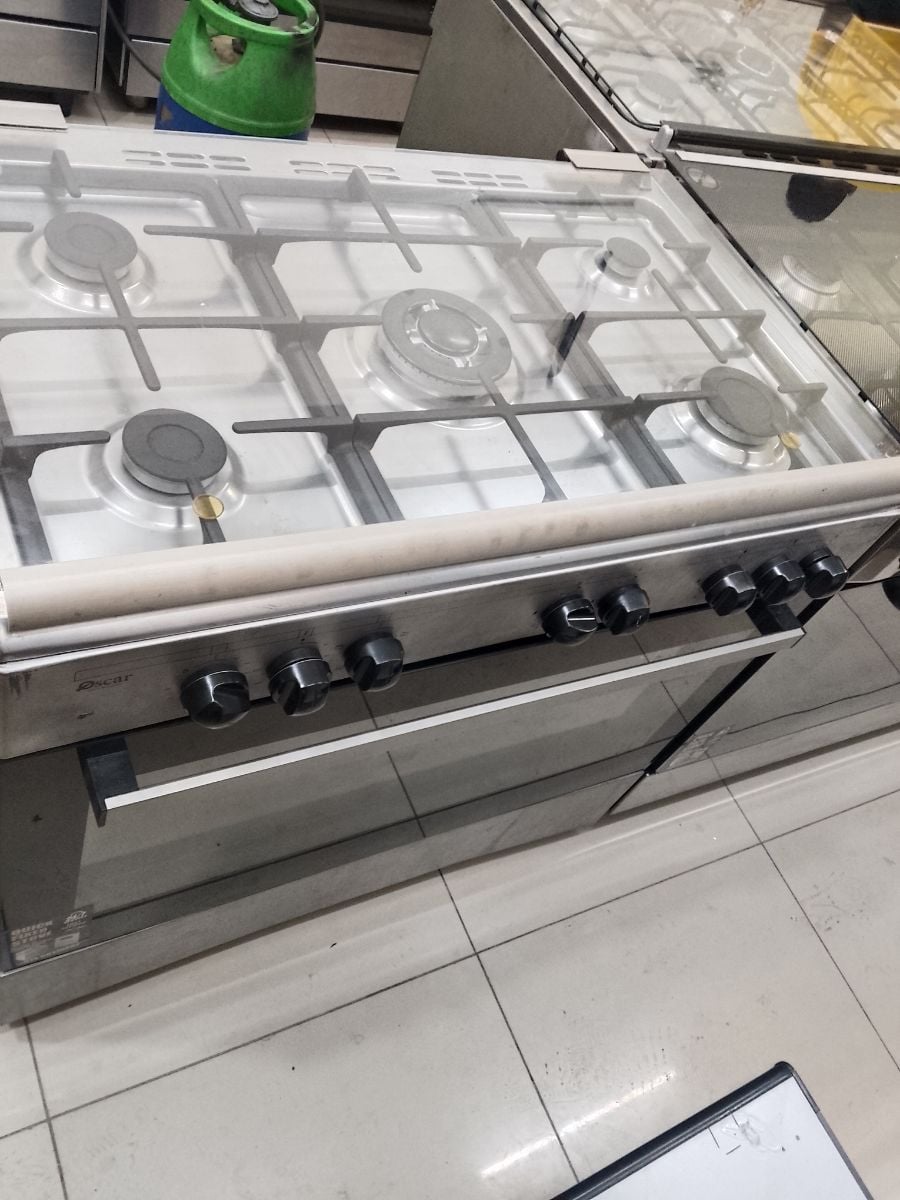 Up gas down electric stove for sale 90*60 - Image 1