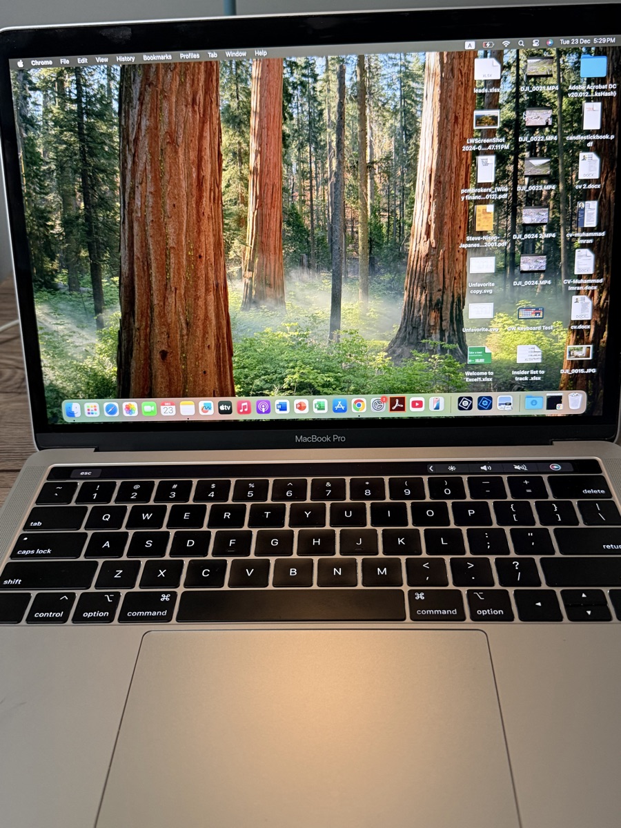 MacBook pro 2019 - Image 4