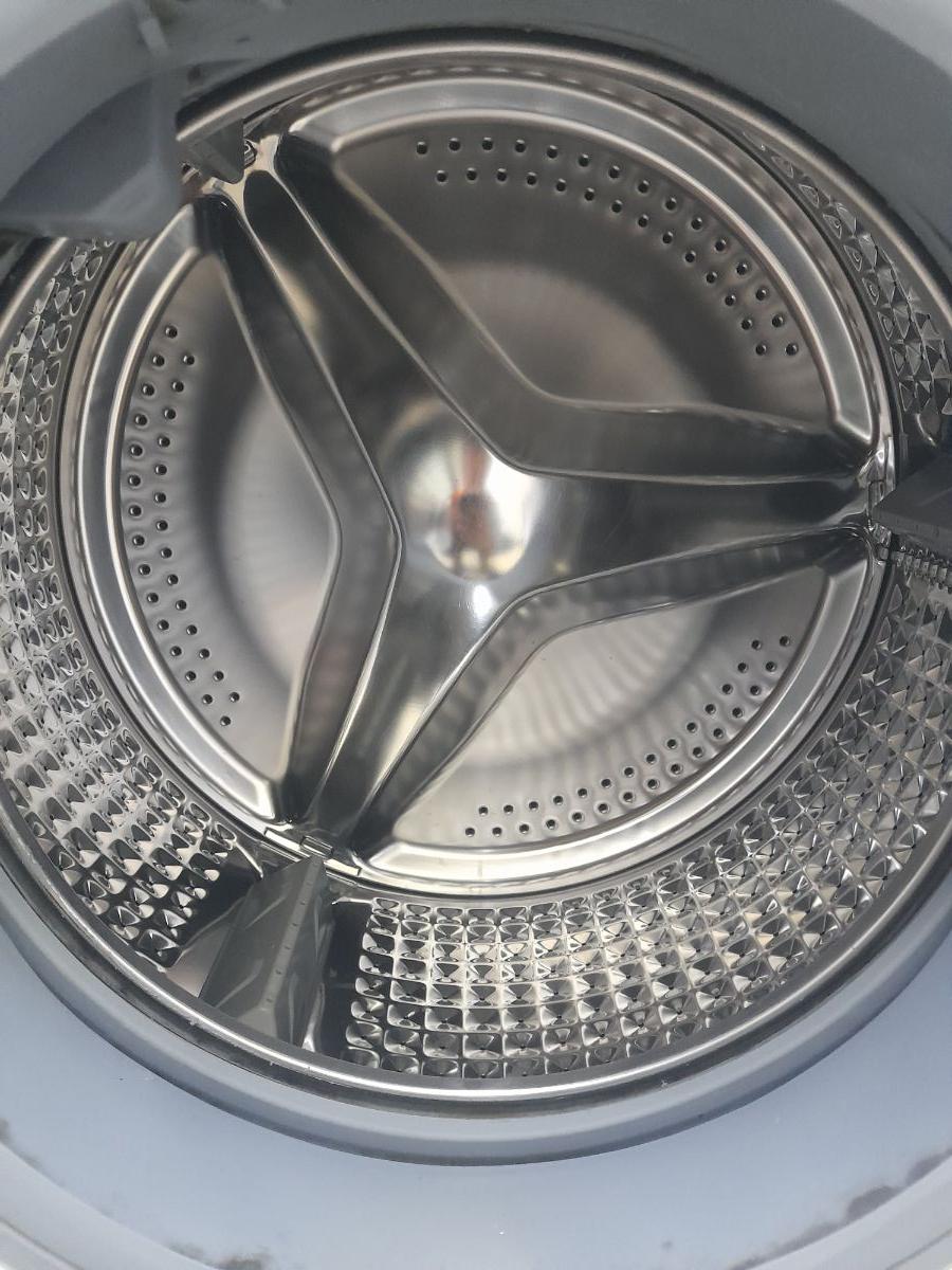Samsung 7kg  machine for sale WhatsApp 33809739 - Image 2