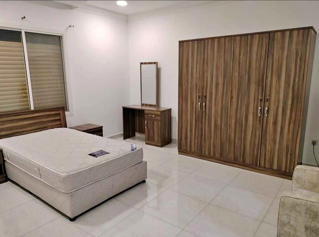 Qatar Airways Furniture available - Image 6