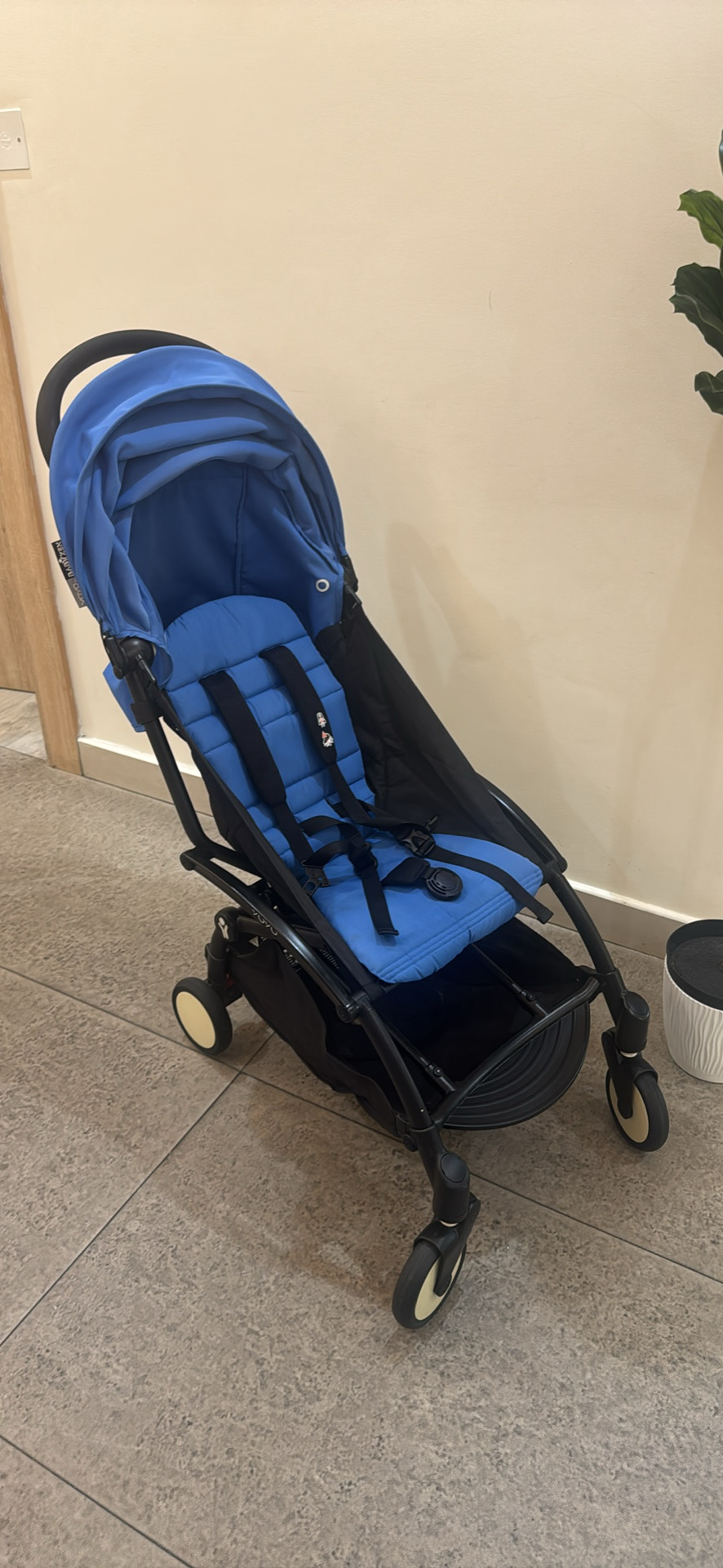 Yoyo stroller/newborn pack/ travel bag( like new) - Image 7