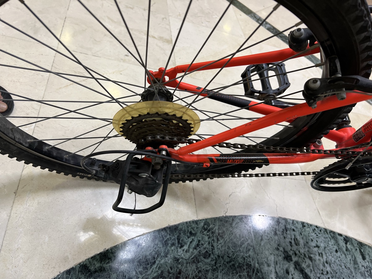BTWIN Bycicle 24” - Image 4