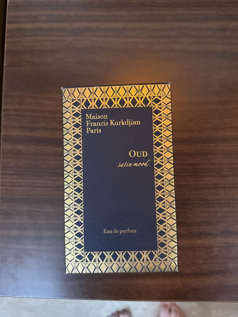 Oud satin mood edp 99 percent full (need sold fast) - Image 2