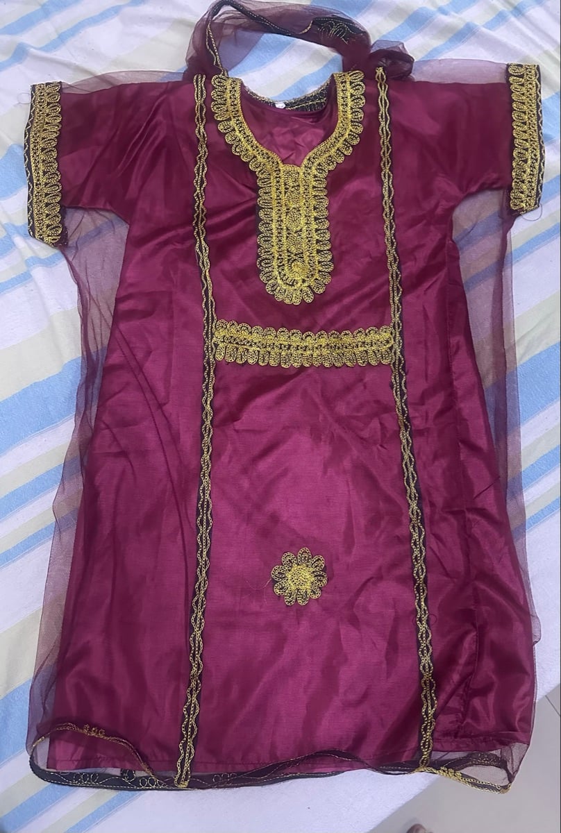 Qatar National Day Dress and Head Jwellery - Image 4