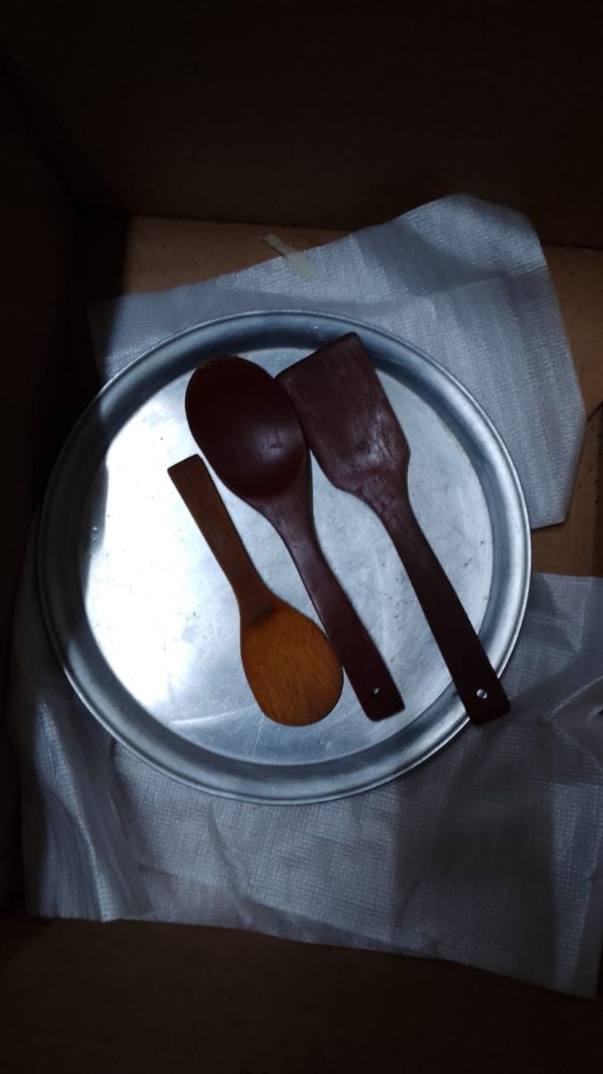 Used utensils for sale - Image 2