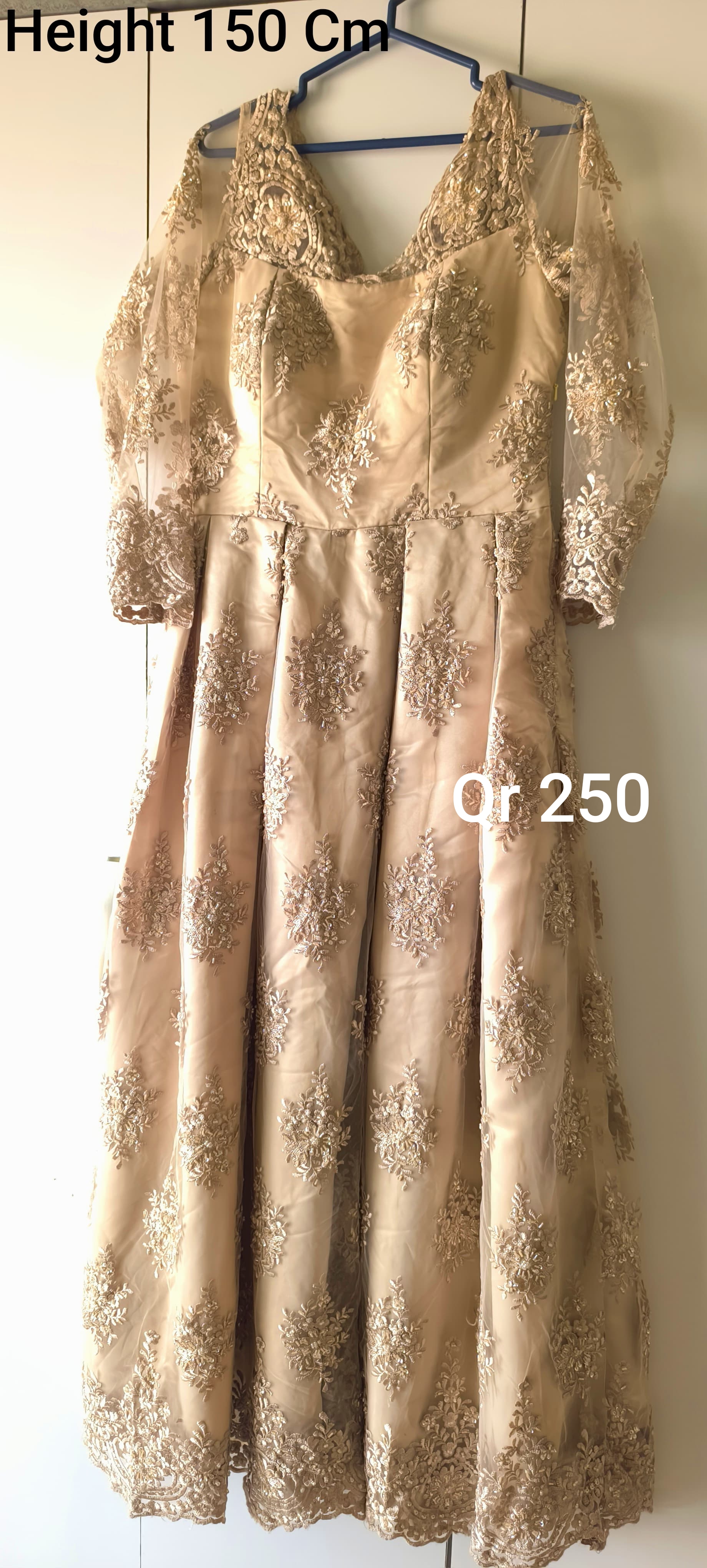 Dresses and Abaya  - Image 2