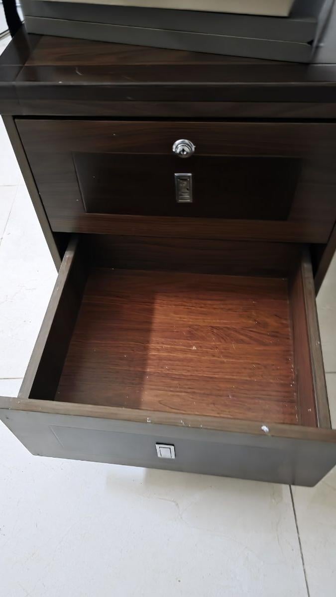 Solid wood Dressing table - Image 3